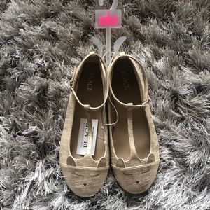 Children’s Place gold Cat Sandals/shoes.